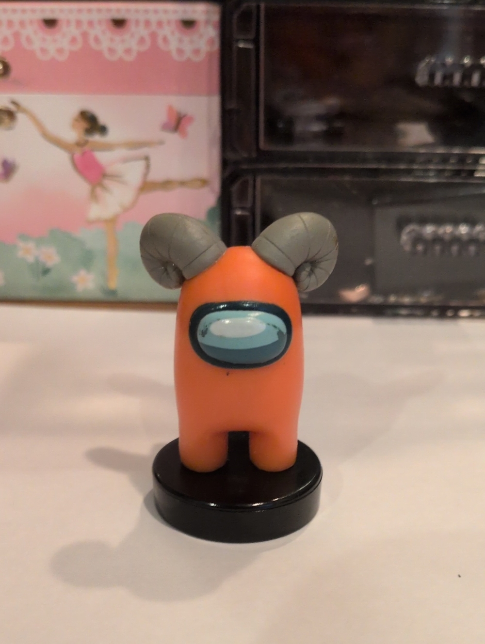 Orange Ram-Horn Among Us Figure